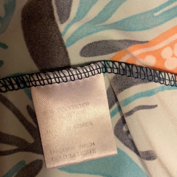 Tracy Negoshian Taylor Ruff Neck dress in starfish print, size M, side pocket. - Picture 7 of 8